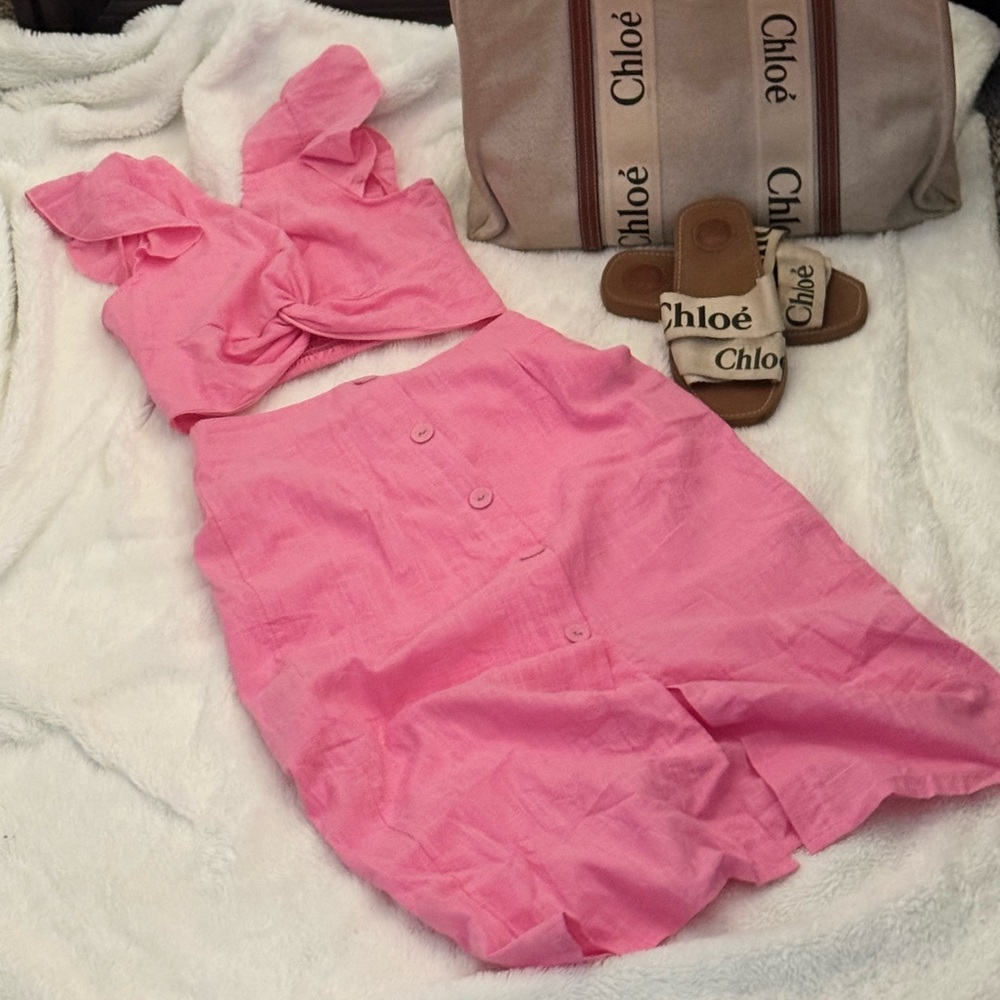 Twist front pink skirt set